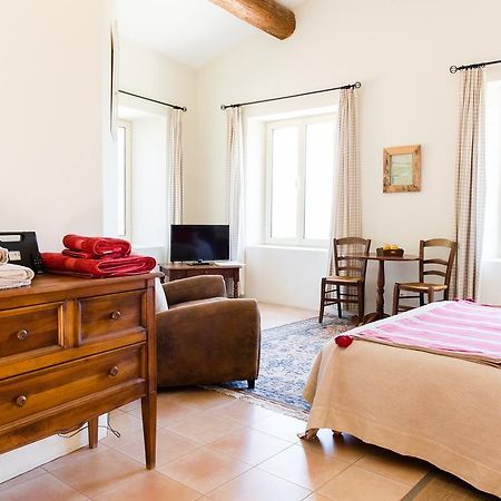 Le Mas Del Sol Bed and Breakfast Bonnieux Zewnętrze zdjęcie
