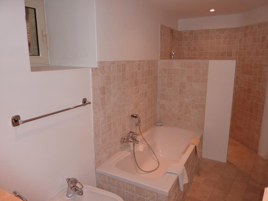 Le Mas Del Sol Bed and Breakfast Bonnieux Zewnętrze zdjęcie